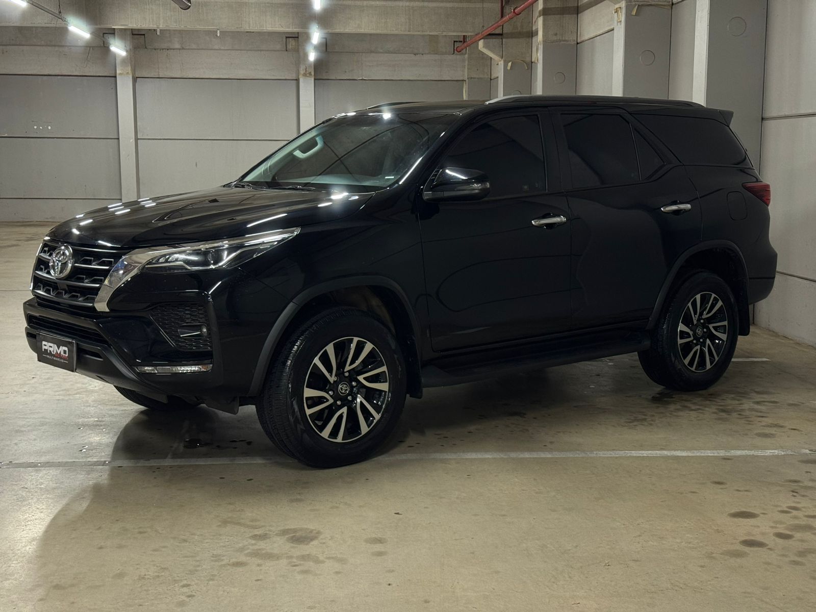 TOYOTA HILUX SW4