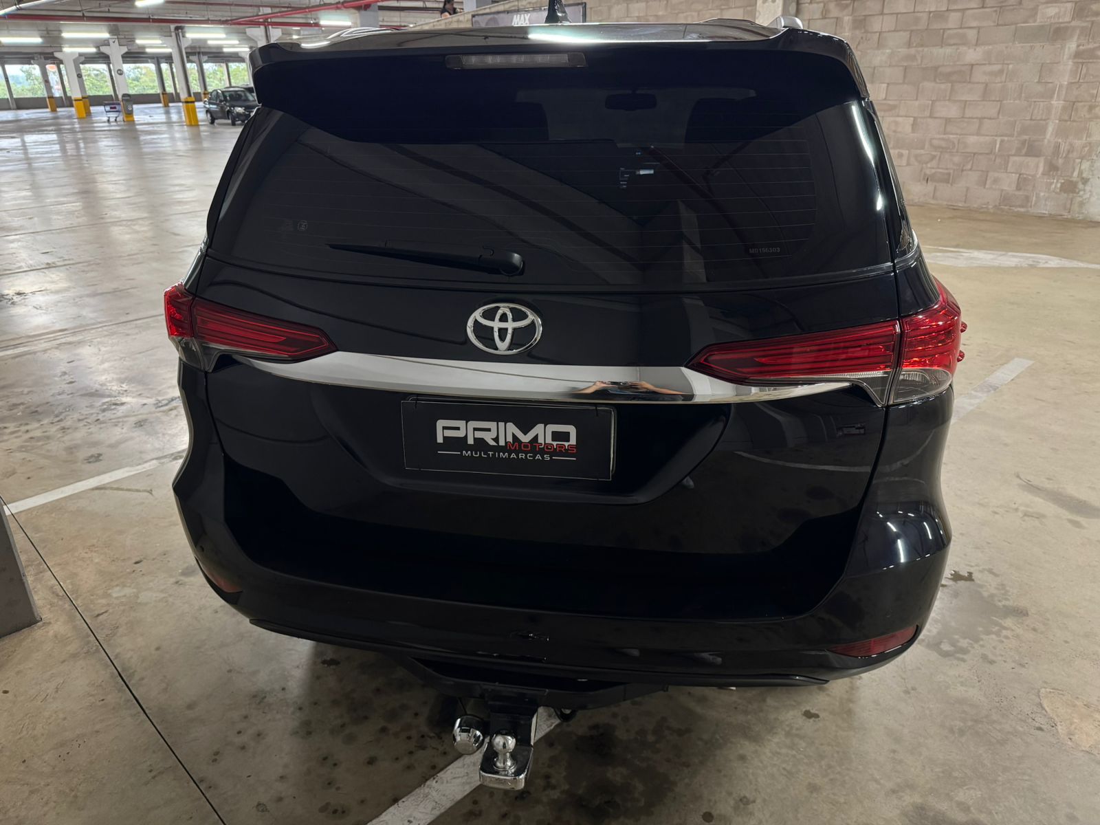 TOYOTA HILUX SW4
