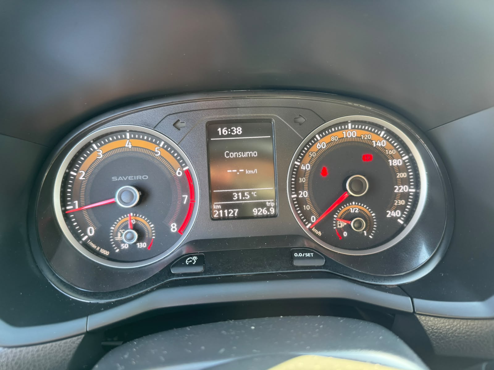 VOLKSWAGEN SAVEIRO