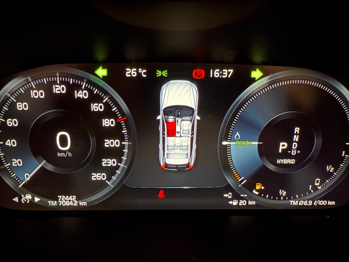Car Image 8