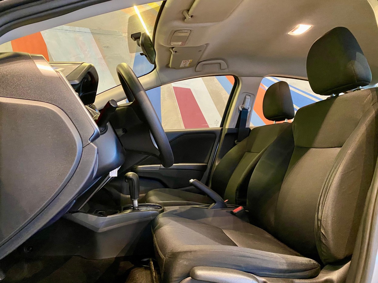 Car Image 8