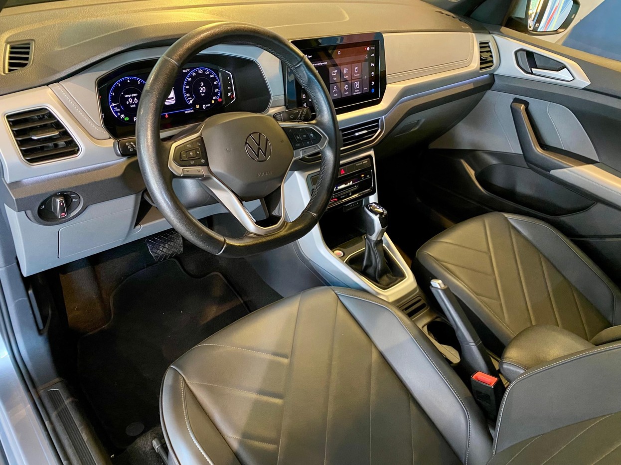 VOLKSWAGEN T-CROSS
