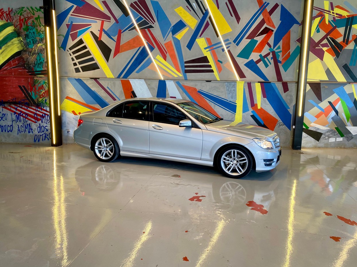 MERCEDES-BENZ C 180