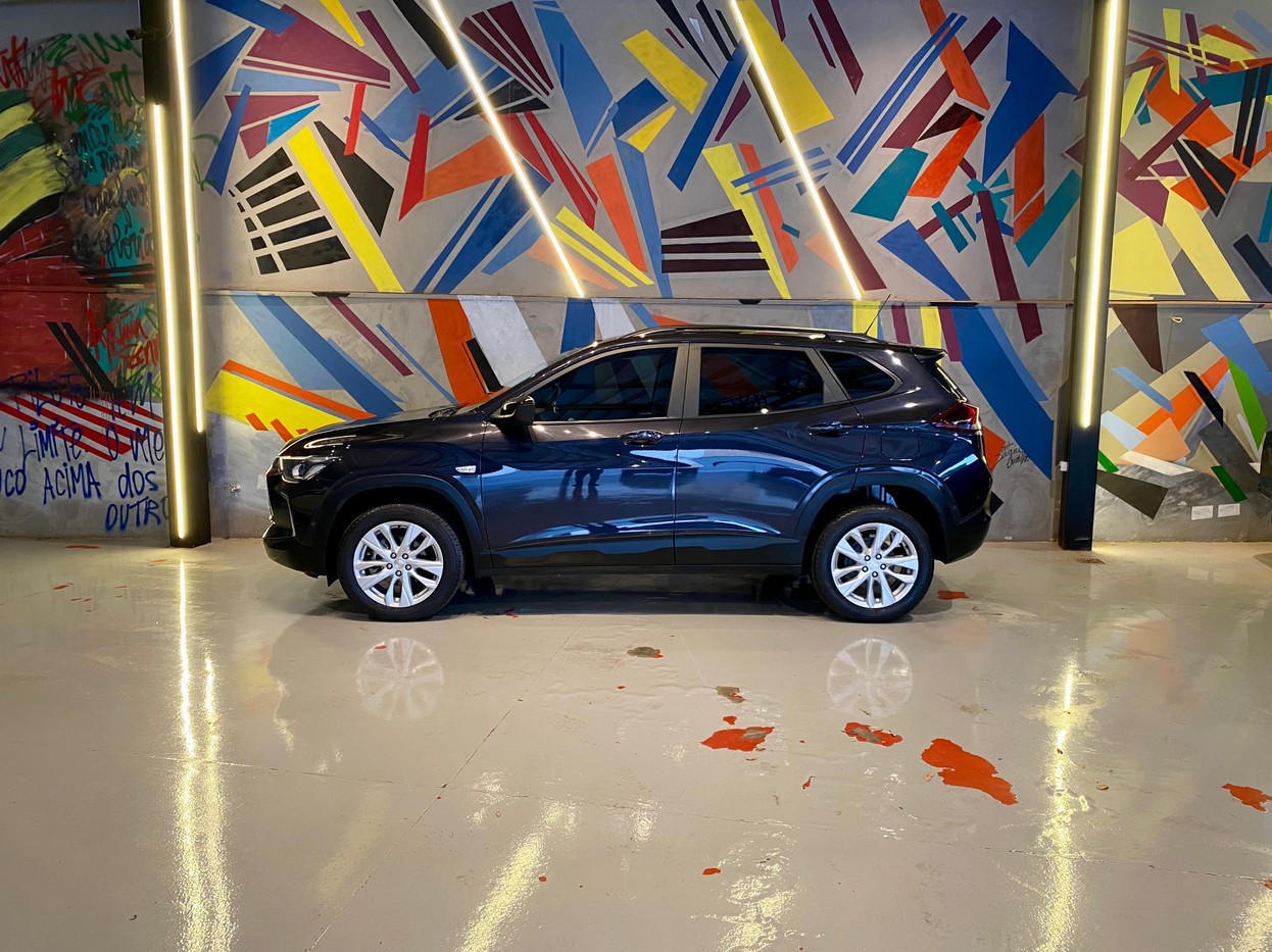 CHEVROLET TRACKER