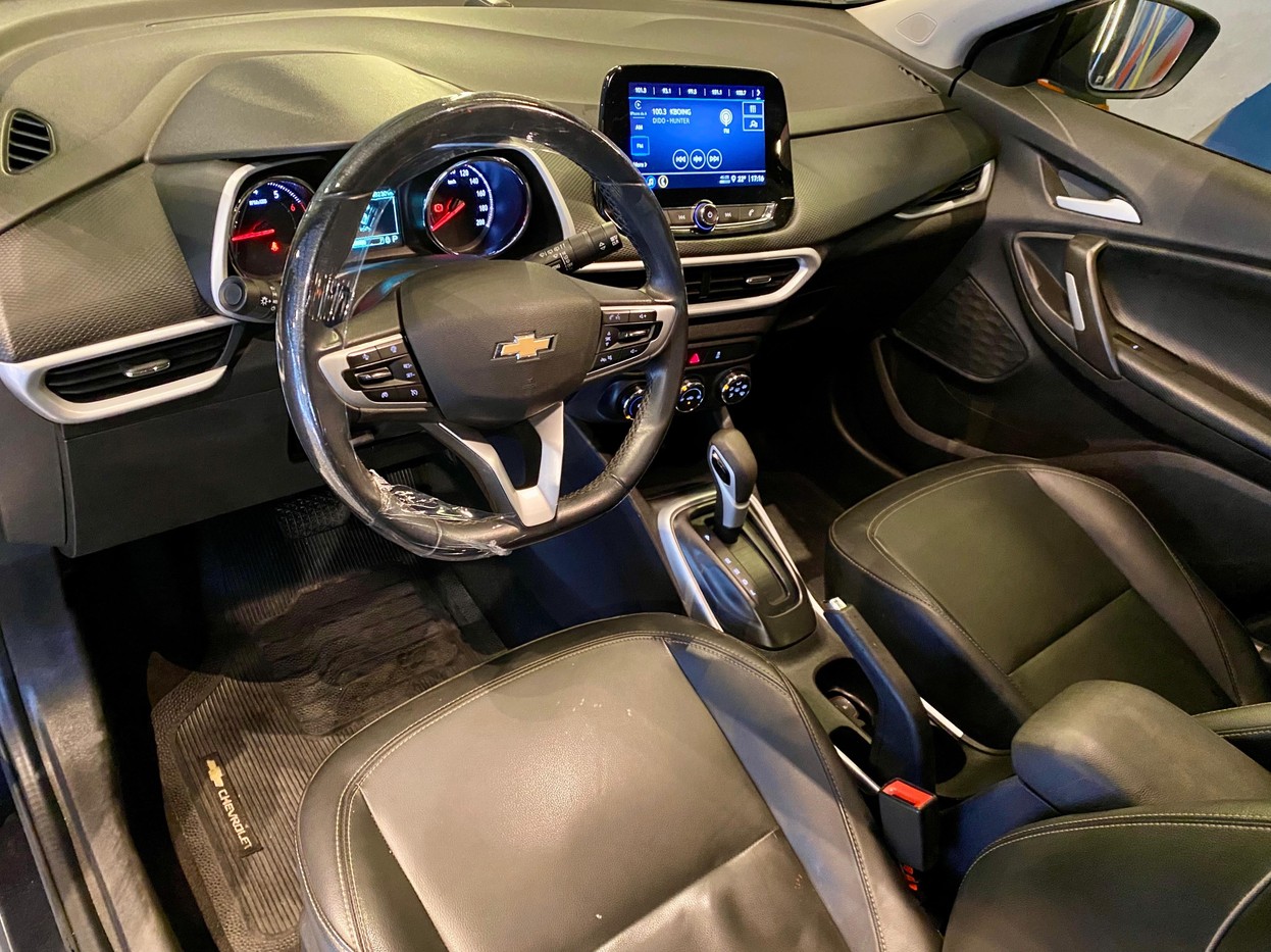 CHEVROLET TRACKER