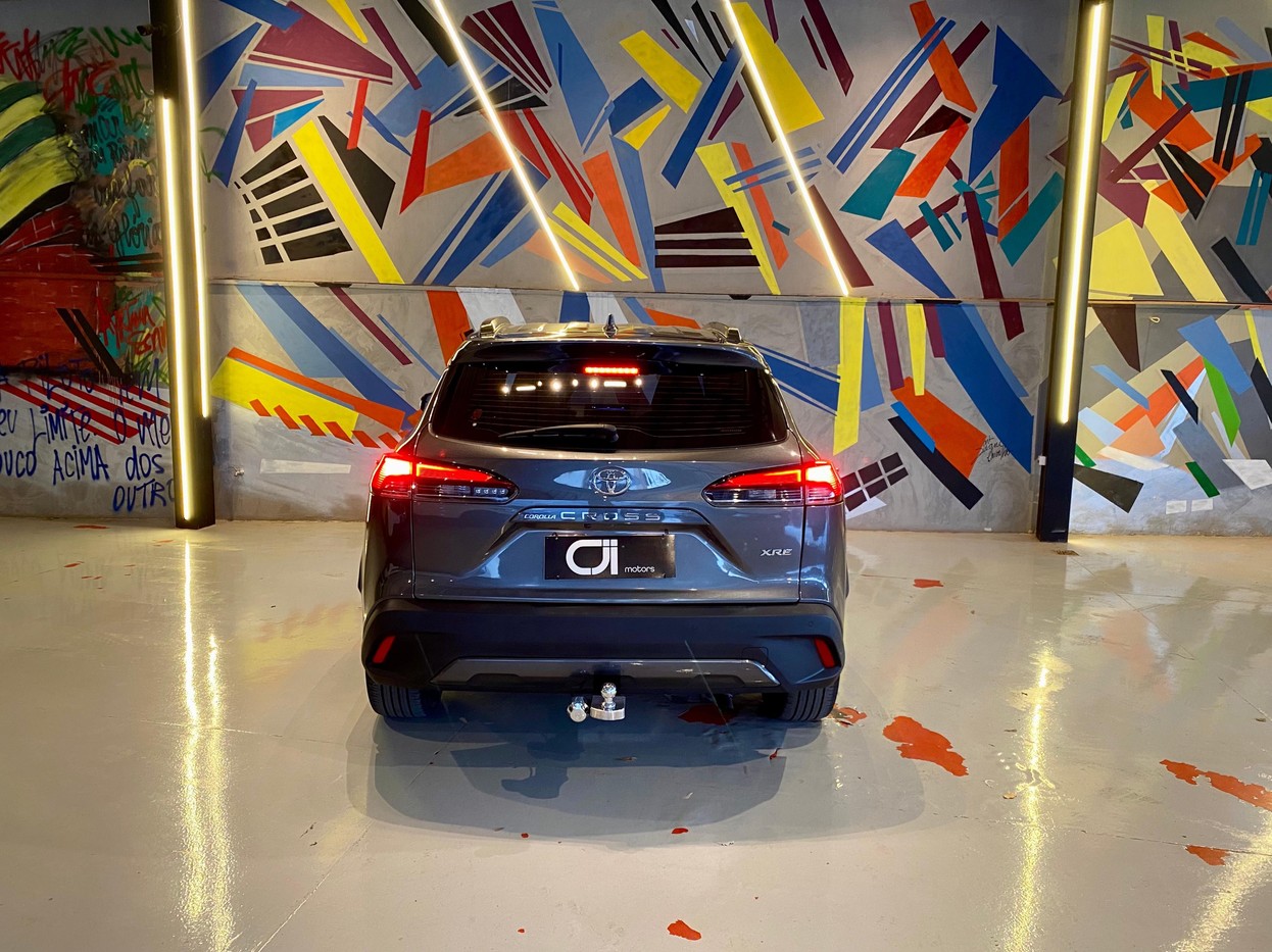 TOYOTA COROLLA CROSS