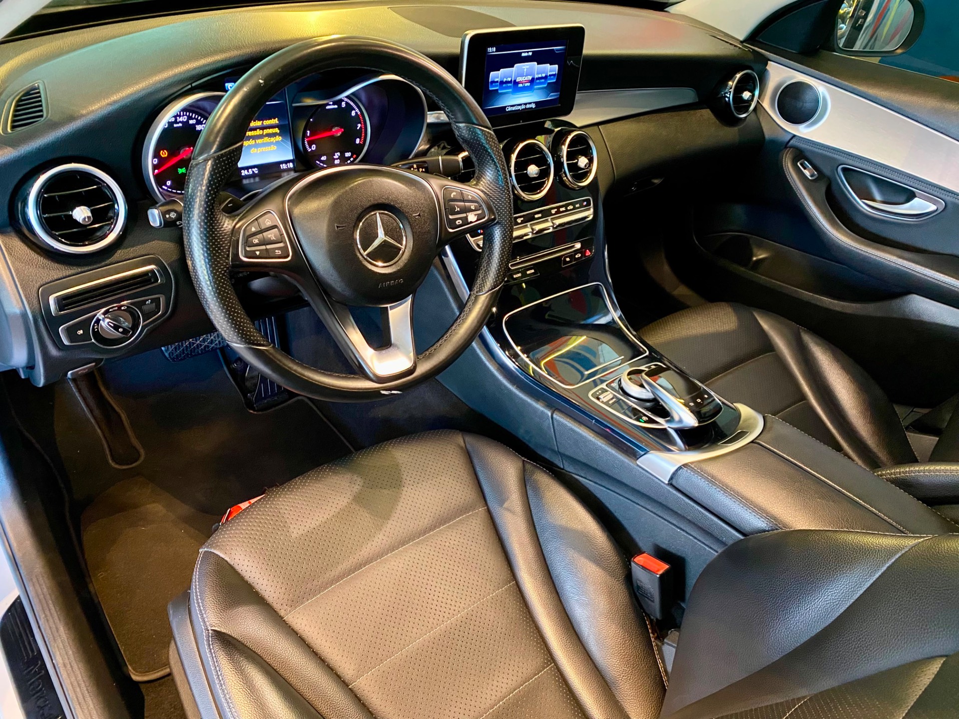 MERCEDES-BENZ C 180