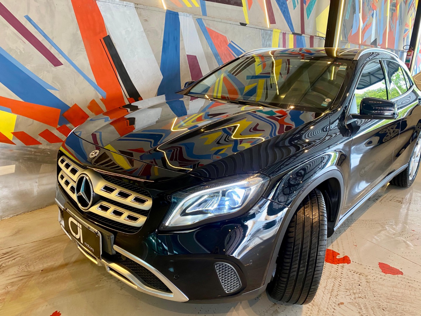 MERCEDES-BENZ GLA 200