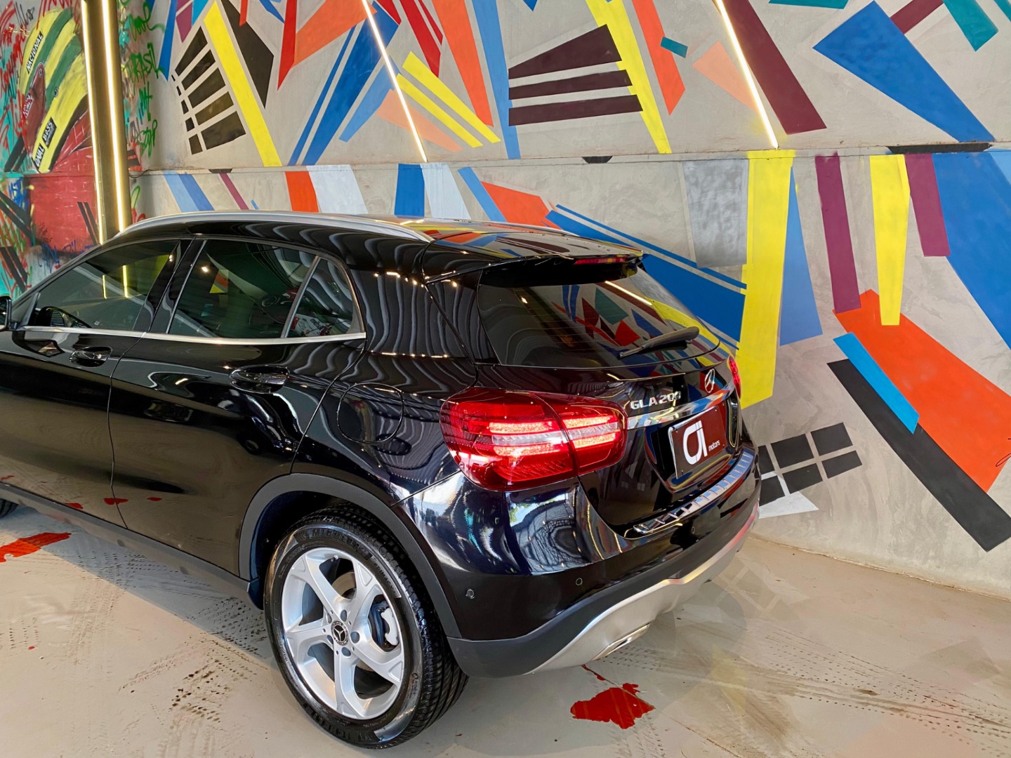MERCEDES-BENZ GLA 200