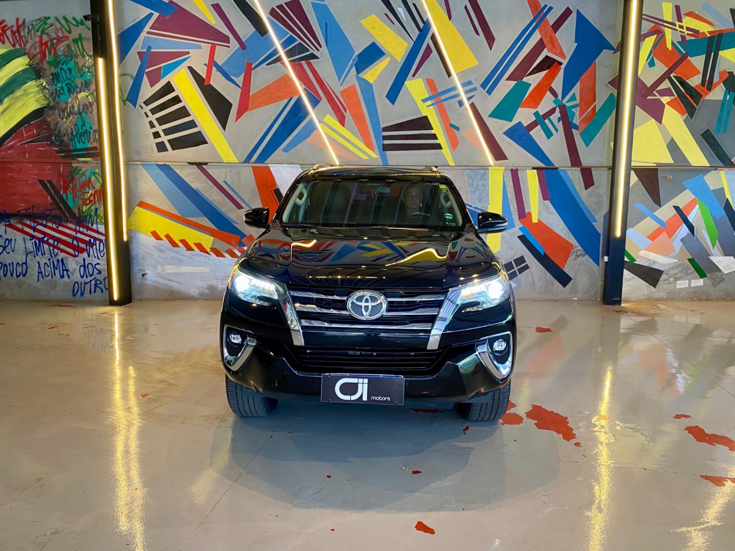 TOYOTA HILUX SW4