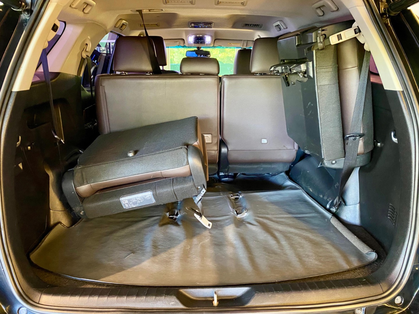 TOYOTA HILUX SW4