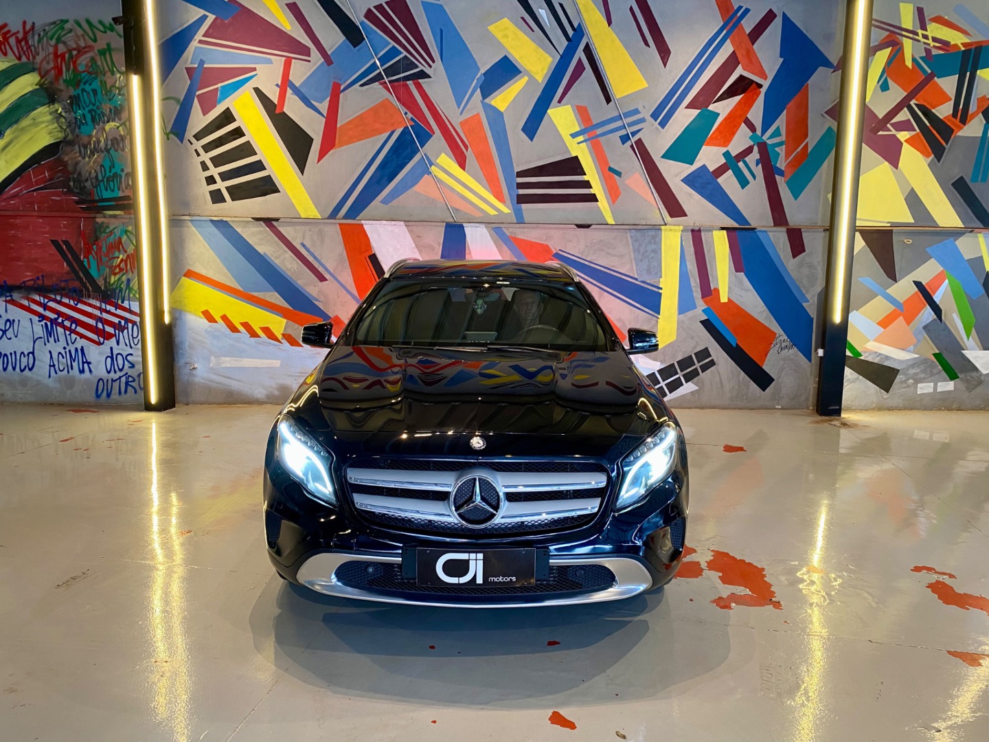 MERCEDES-BENZ GLA 200
