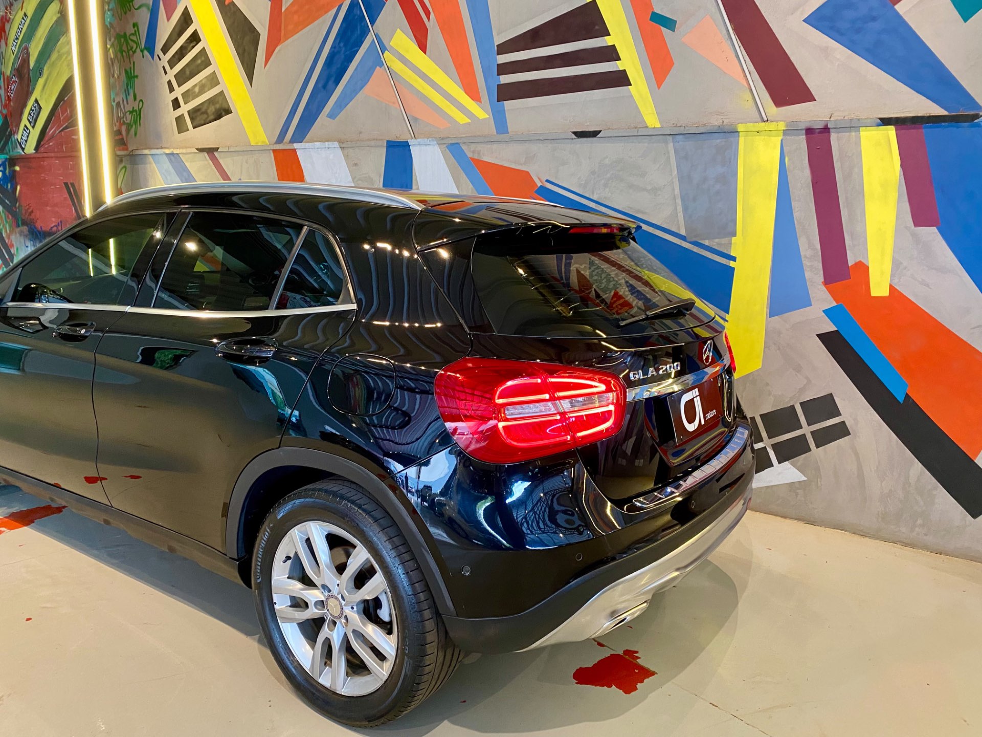 MERCEDES-BENZ GLA 200