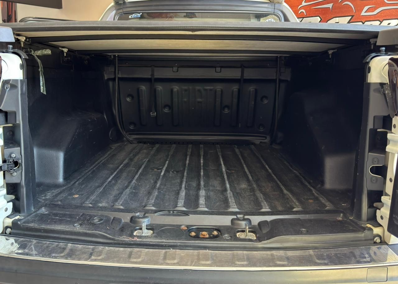 FIAT TORO 2.0 16V TURBO VOLCANO 4WD AT9