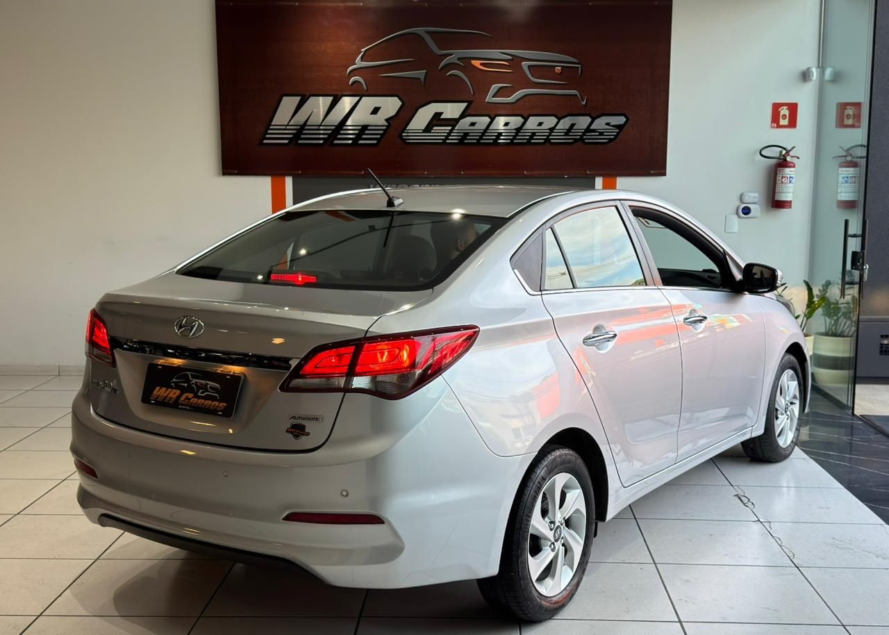HYUNDAI HB20S