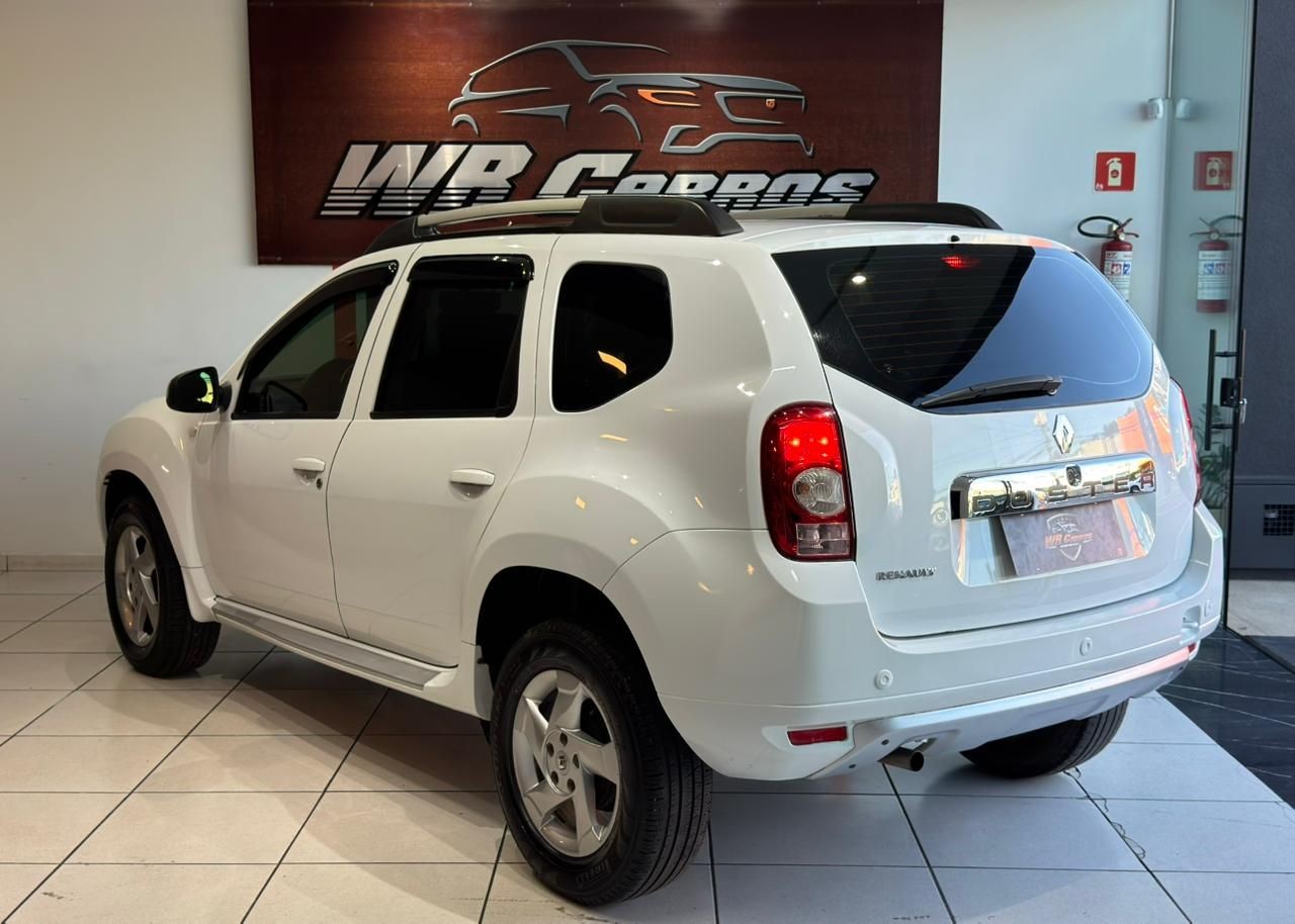 RENAULT DUSTER