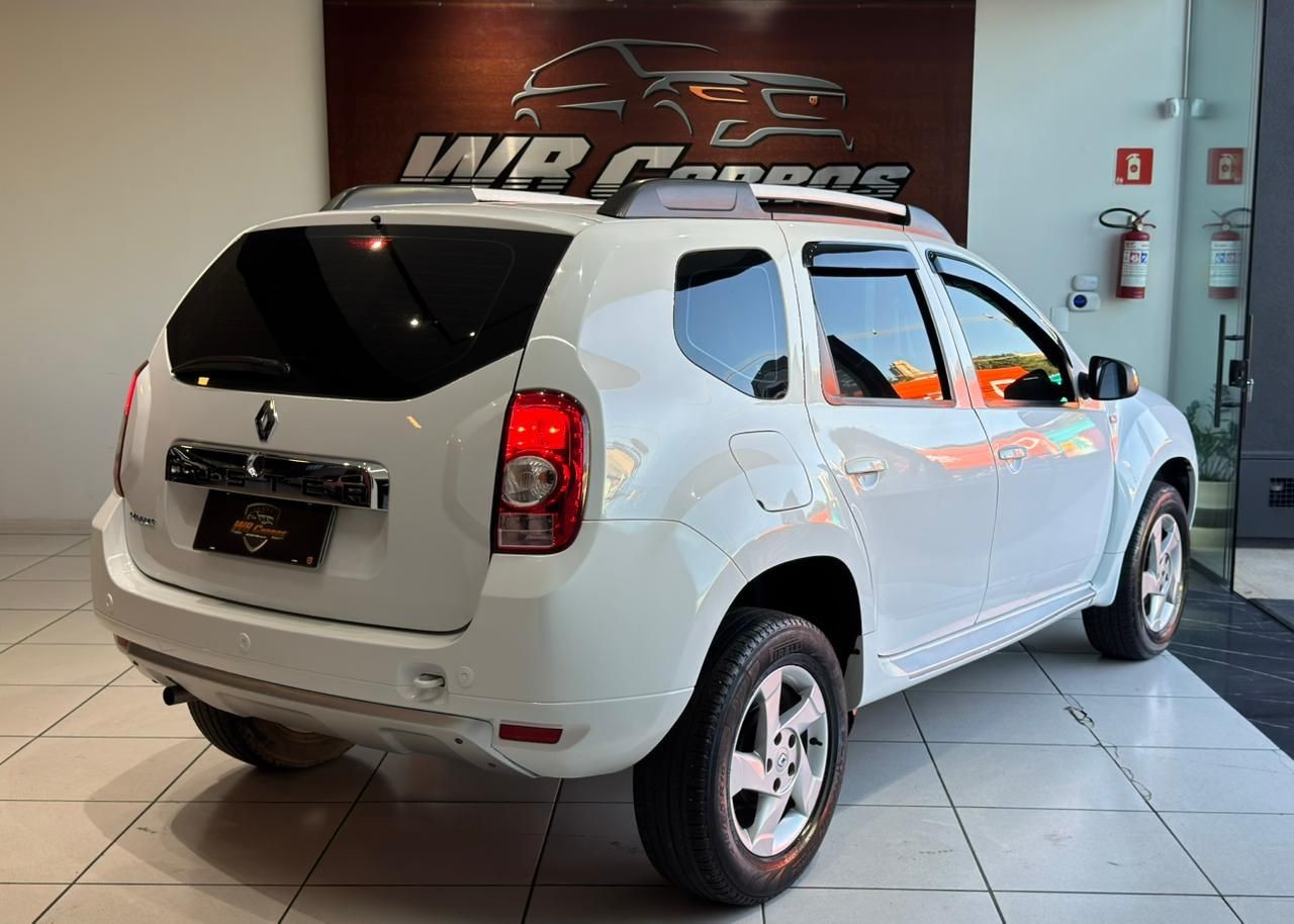RENAULT DUSTER