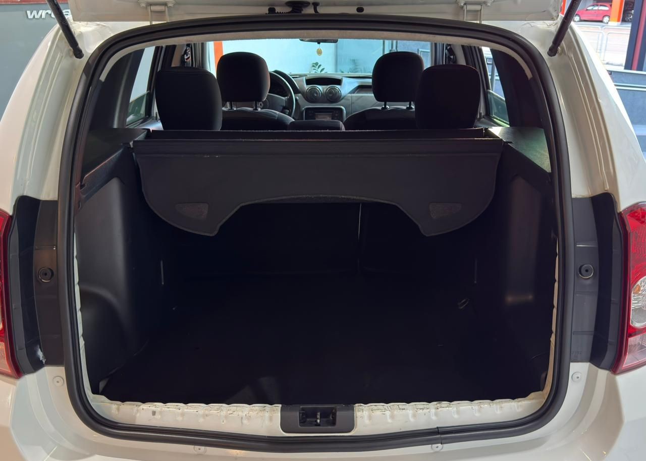 RENAULT DUSTER