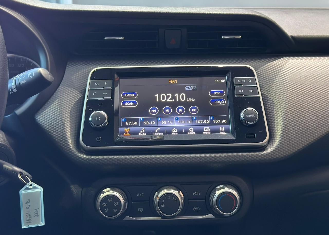 NISSAN KICKS