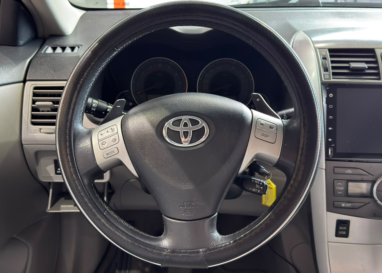 TOYOTA COROLLA