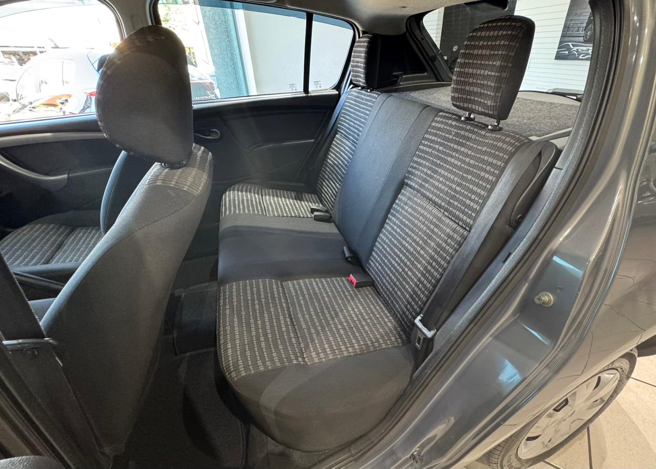 RENAULT SANDERO