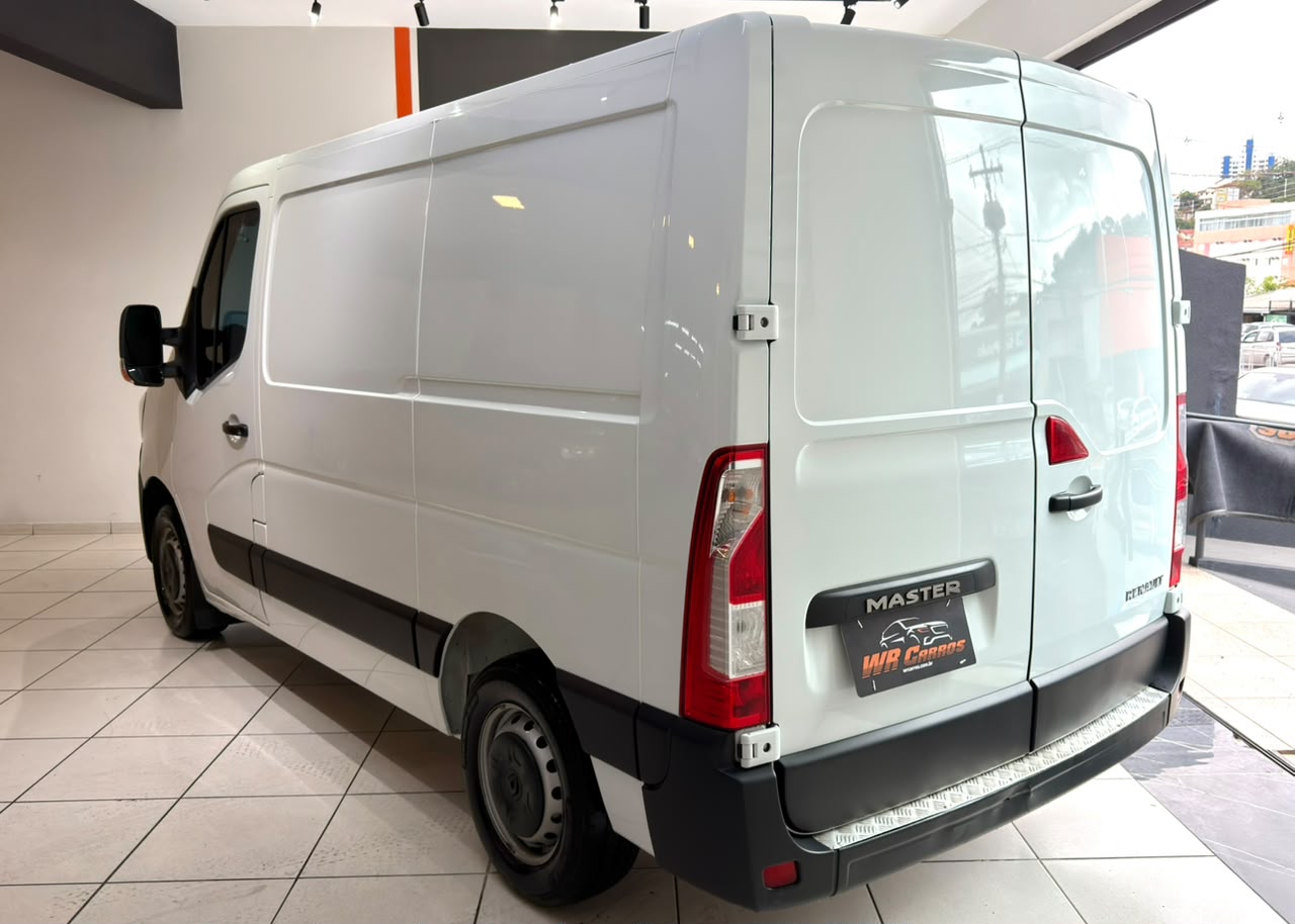 RENAULT MASTER