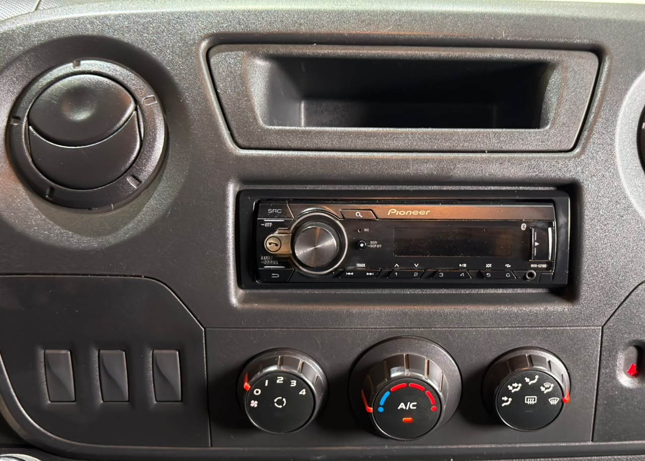 RENAULT MASTER