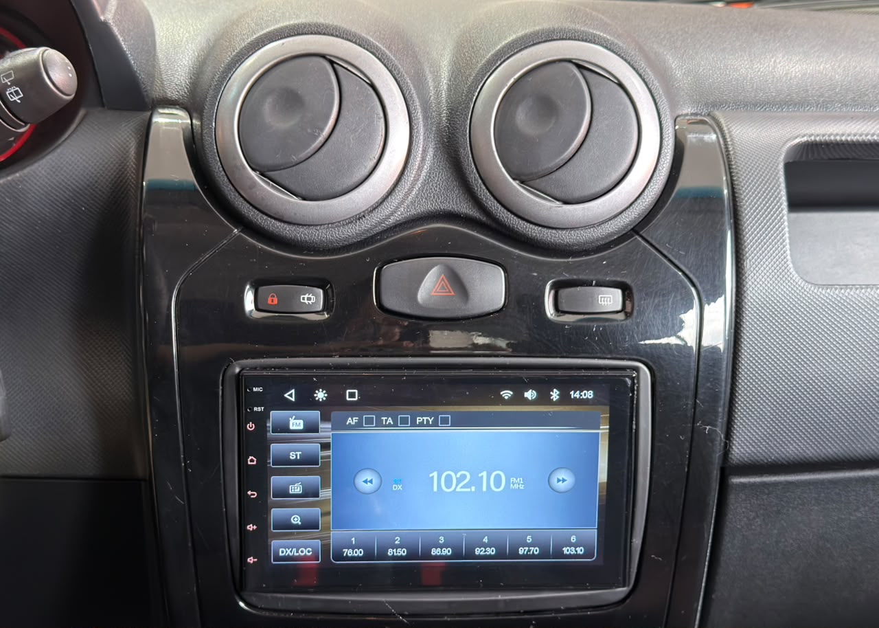 RENAULT SANDERO