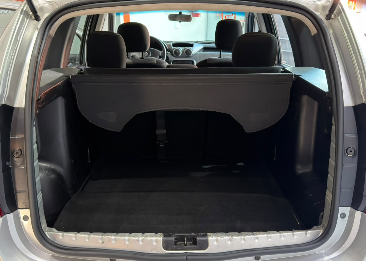 RENAULT DUSTER