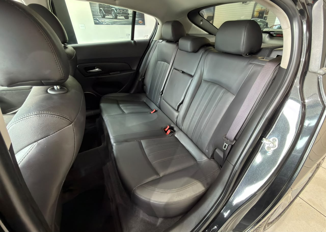 CHEVROLET CRUZE
