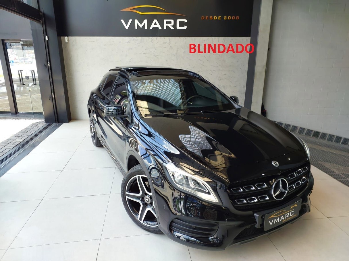 MERCEDES-BENZ GLA 250