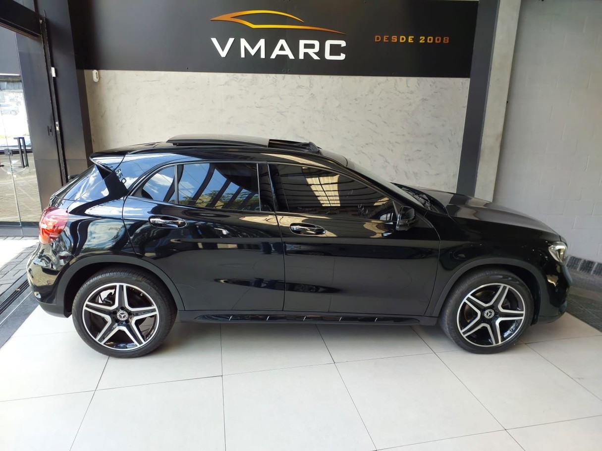 MERCEDES-BENZ GLA 250