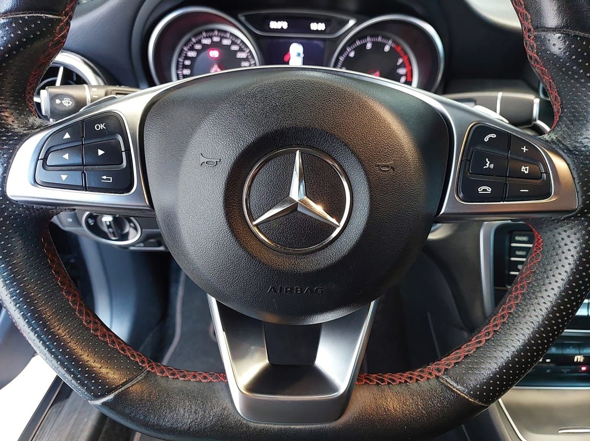 MERCEDES-BENZ GLA 250