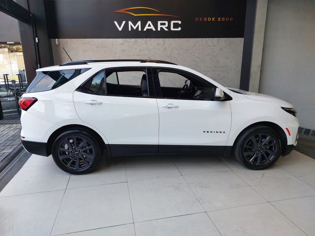 CHEVROLET EQUINOX