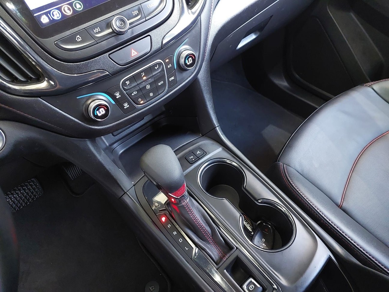 CHEVROLET EQUINOX