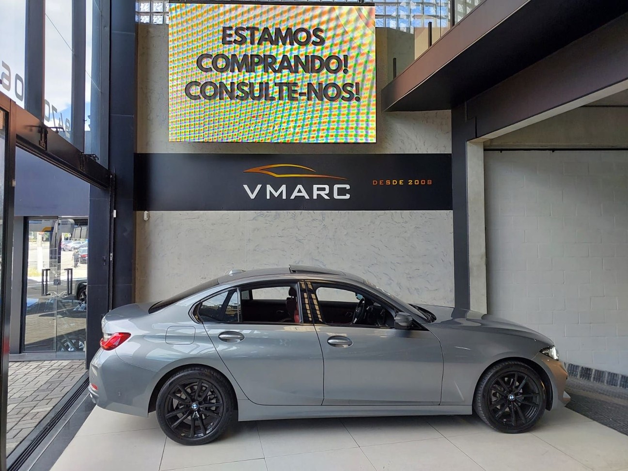 BMW 320i