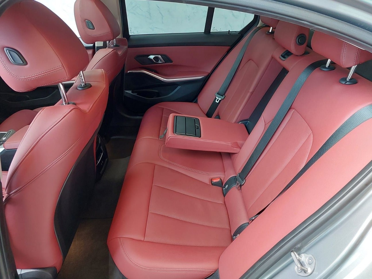 BMW 320i