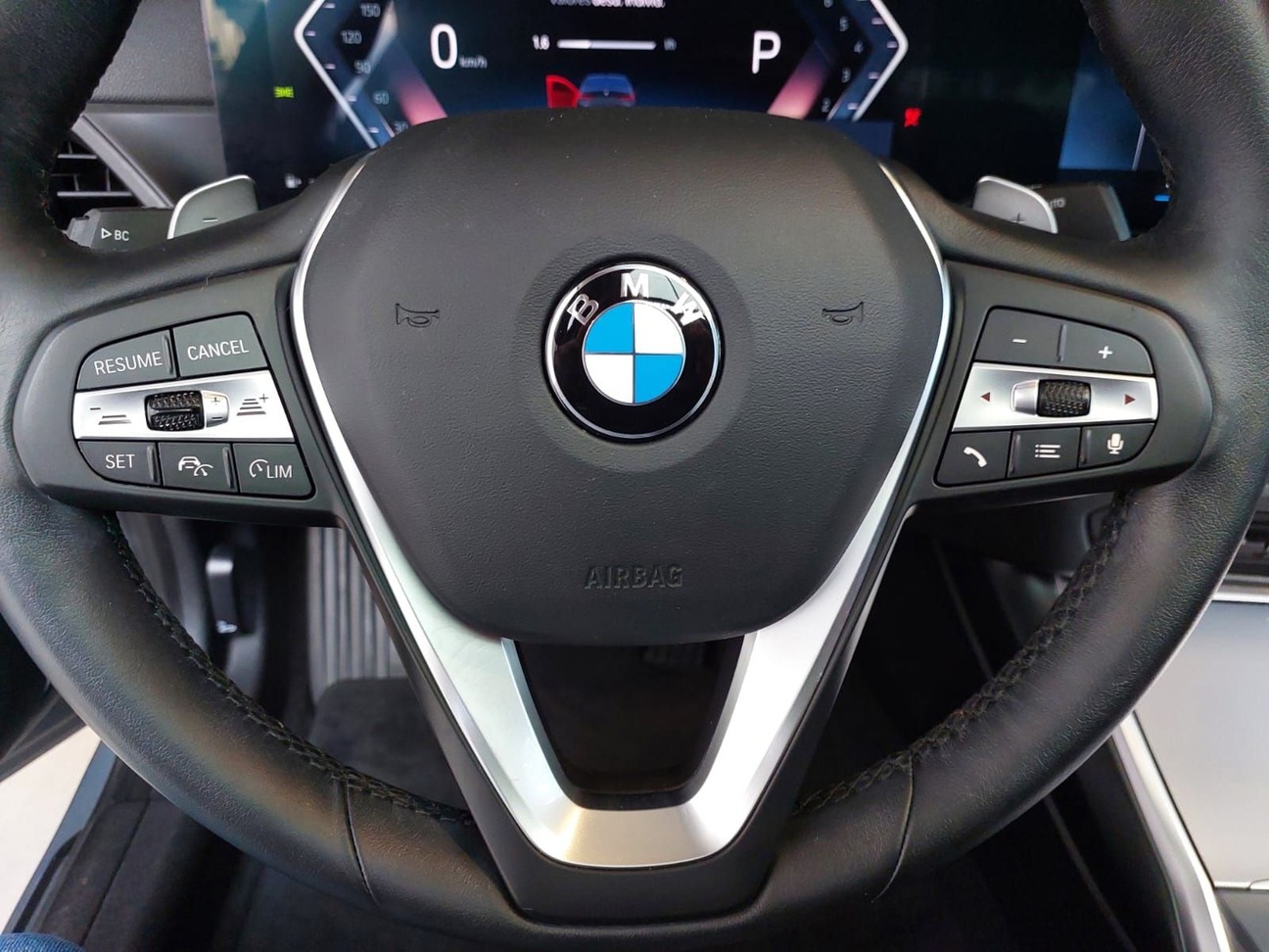 BMW 320i