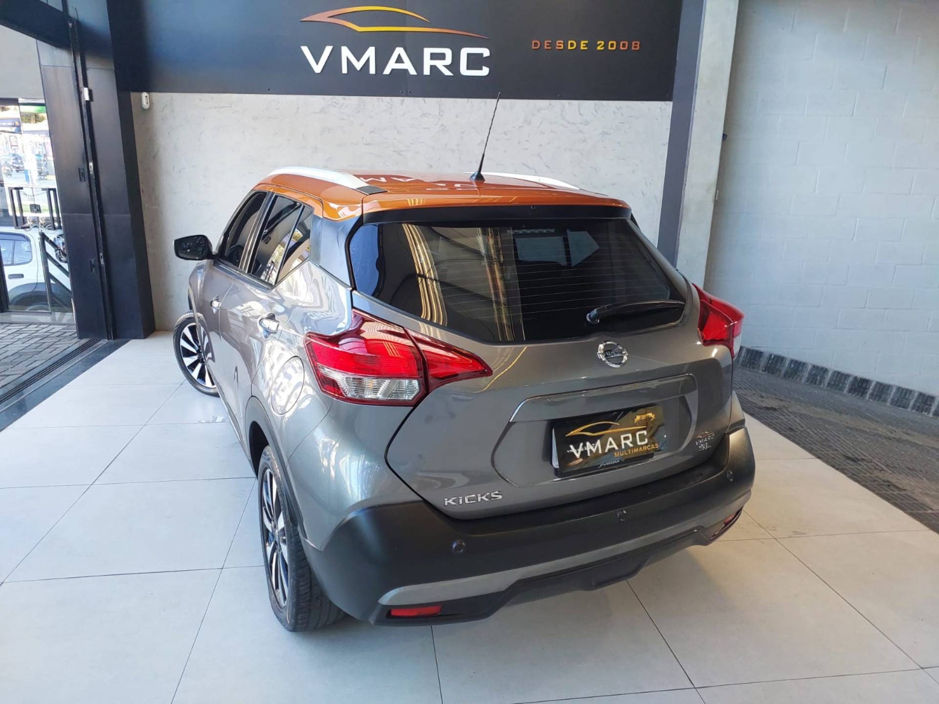 NISSAN KICKS