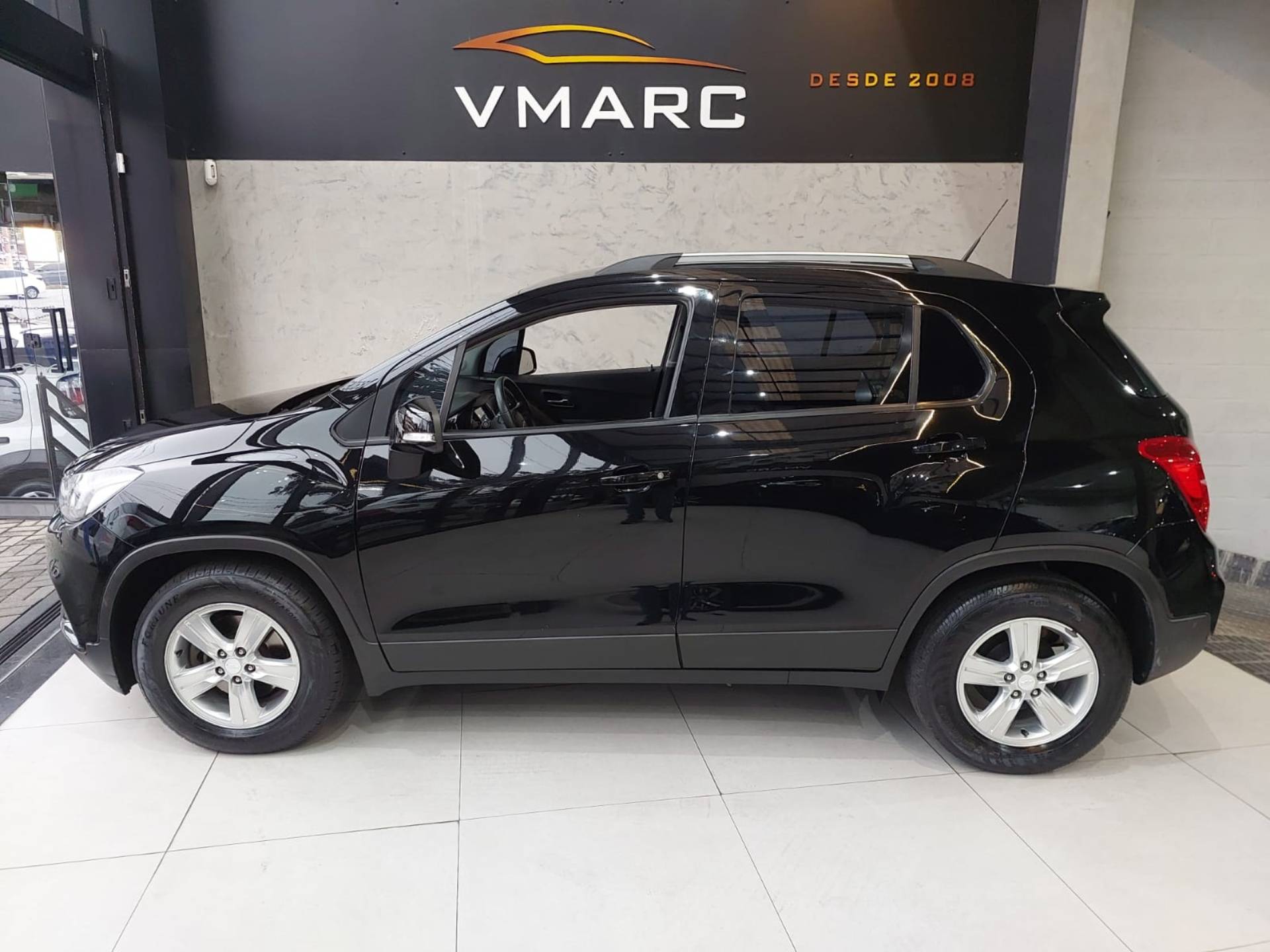 CHEVROLET TRACKER