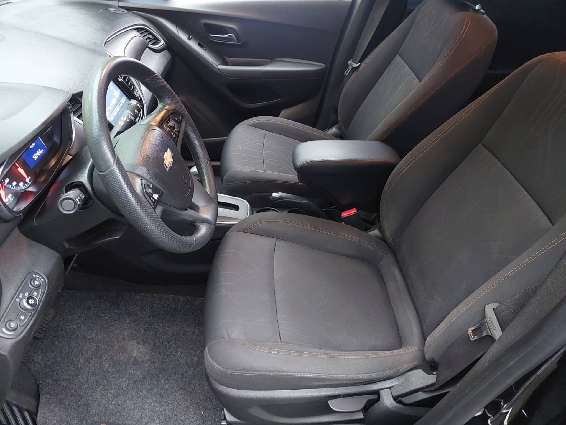 CHEVROLET TRACKER
