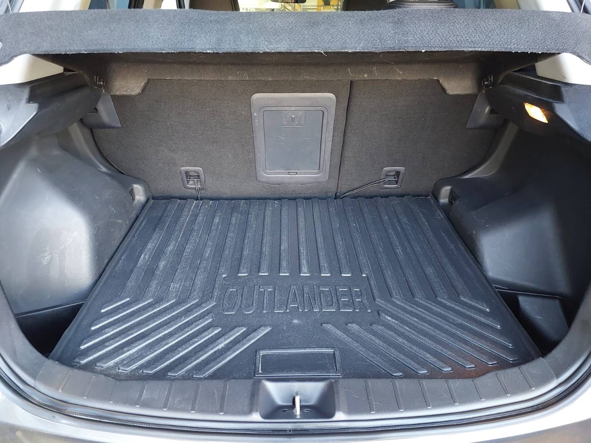 MITSUBISHI OUTLANDER SPORT