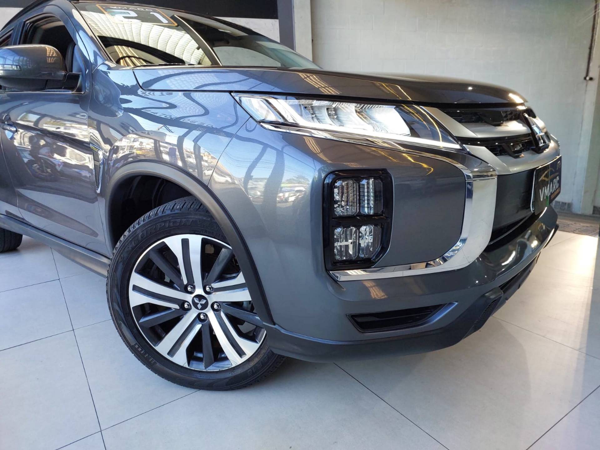MITSUBISHI OUTLANDER SPORT