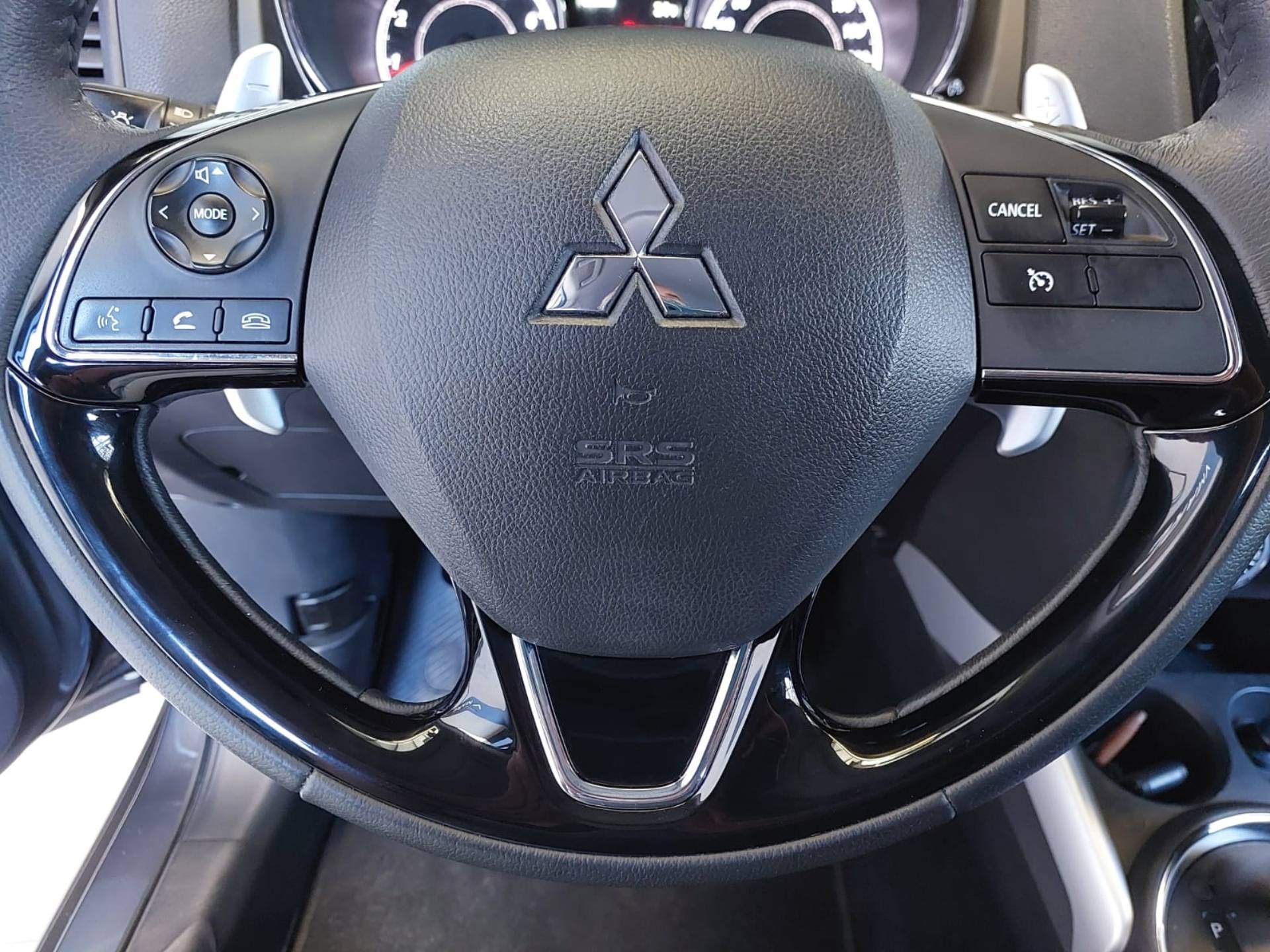 MITSUBISHI OUTLANDER SPORT