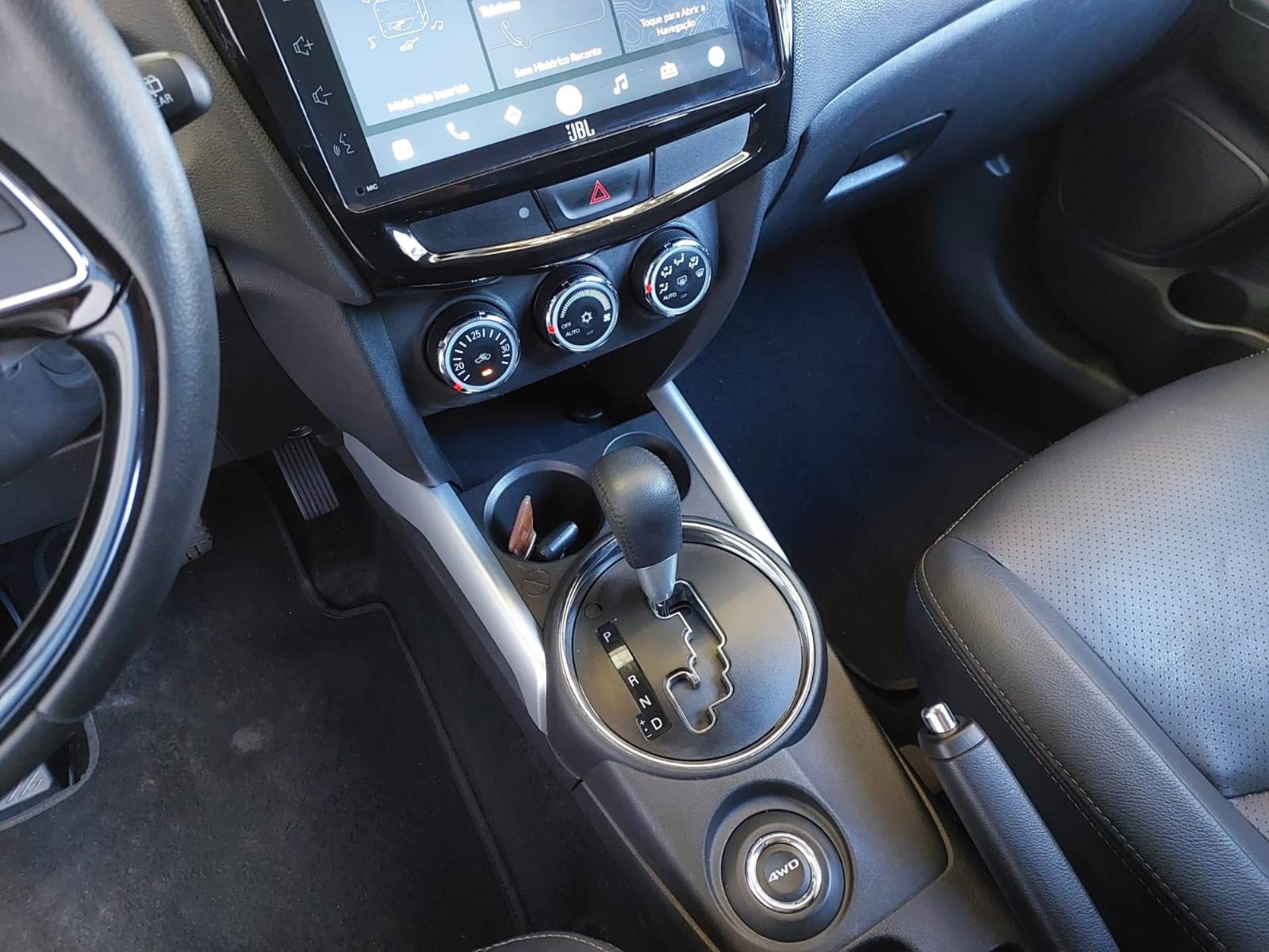 MITSUBISHI OUTLANDER SPORT