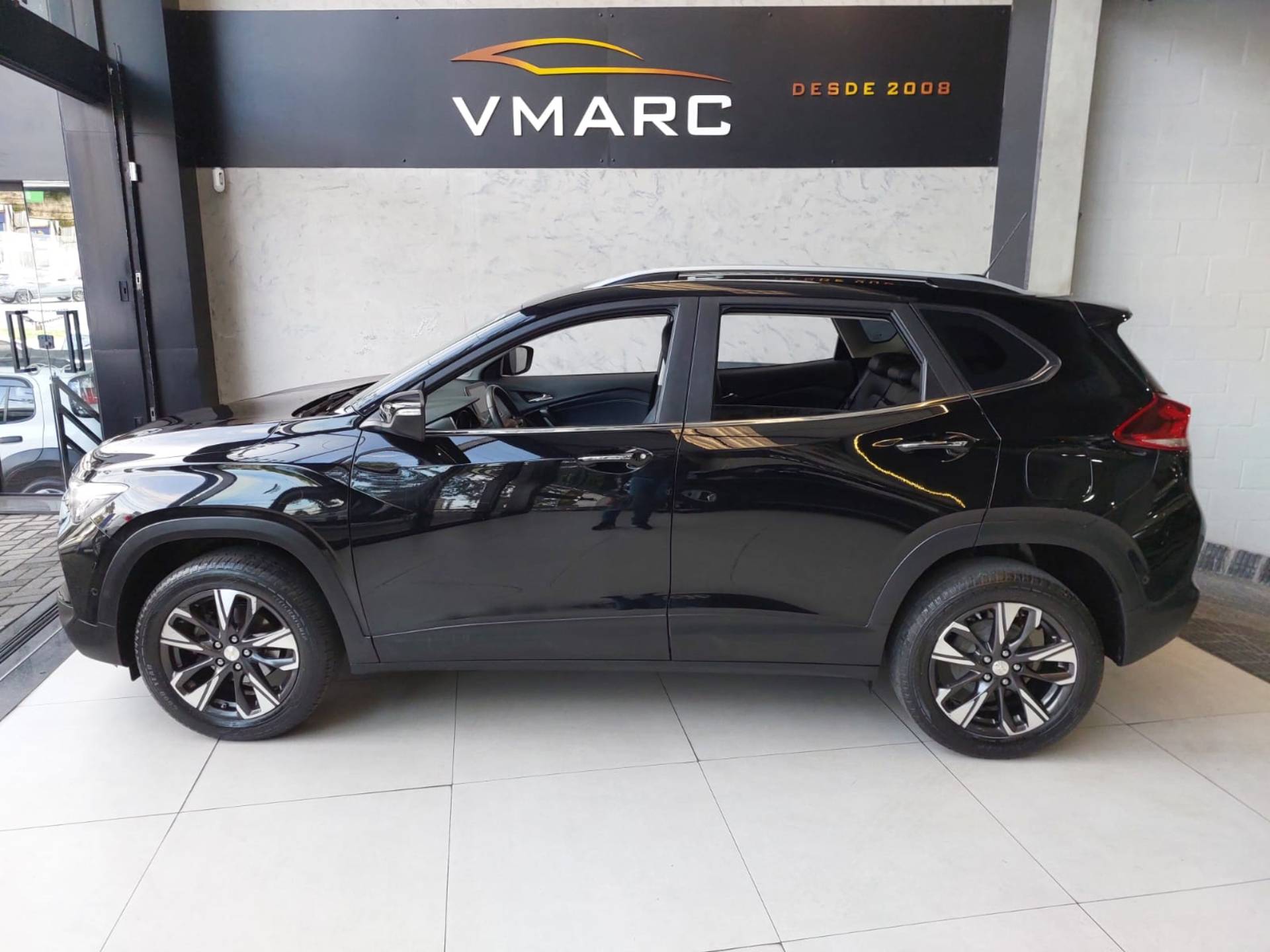 CHEVROLET TRACKER
