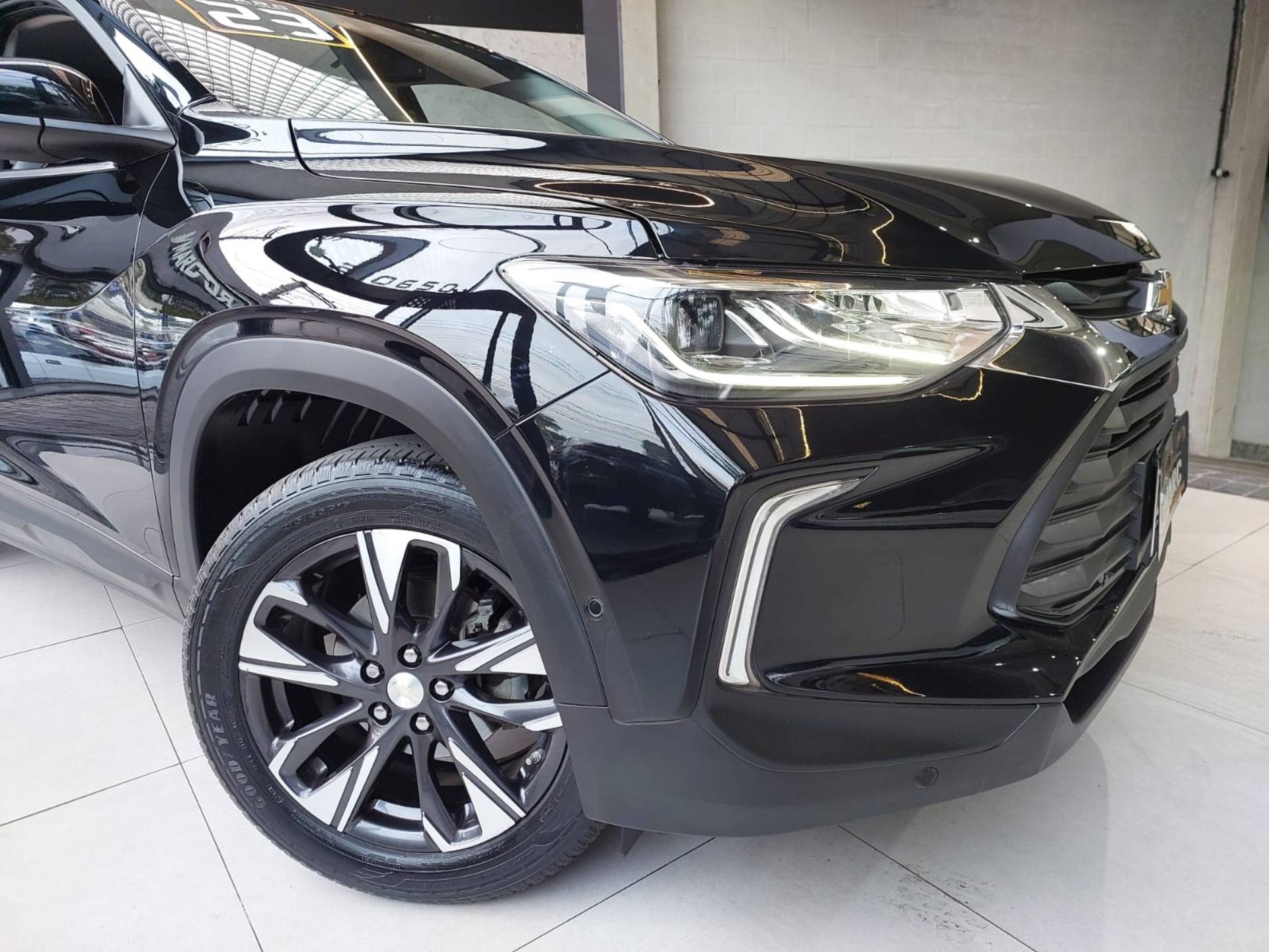 CHEVROLET TRACKER