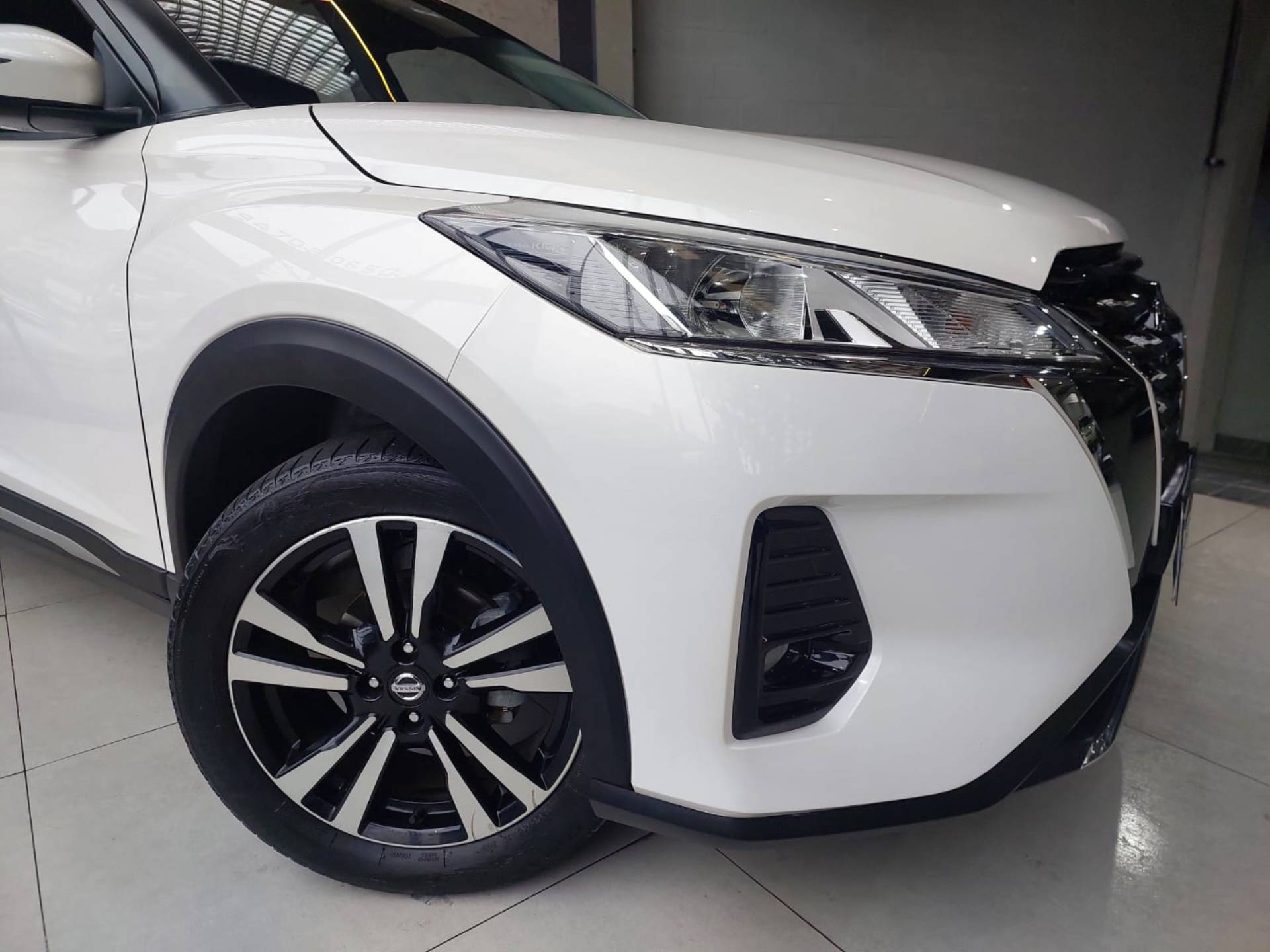 NISSAN KICKS