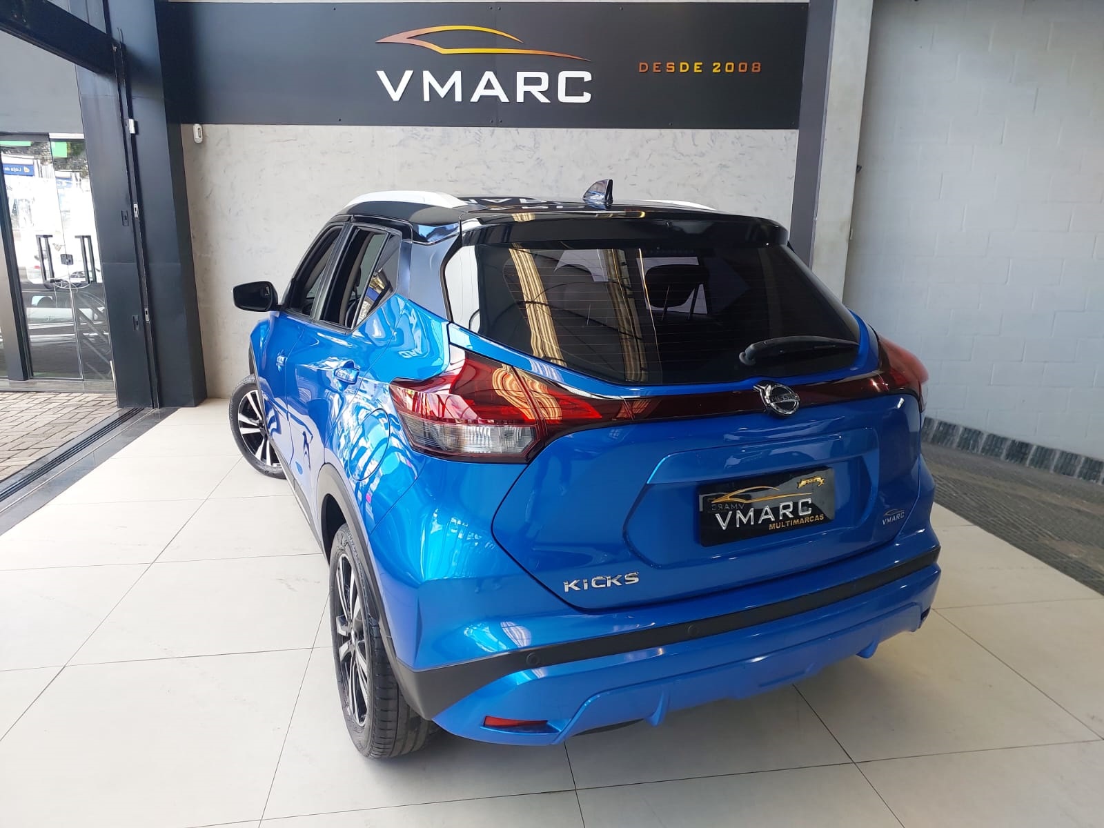 NISSAN KICKS