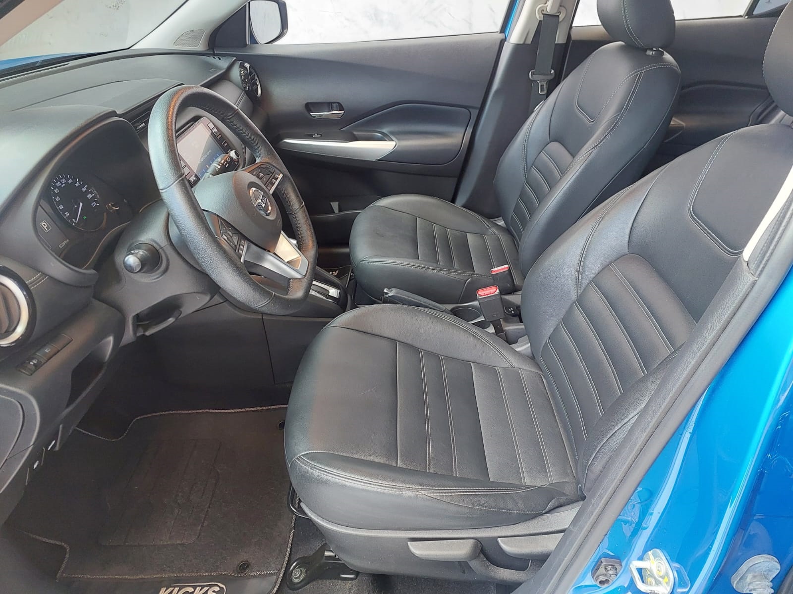 NISSAN KICKS